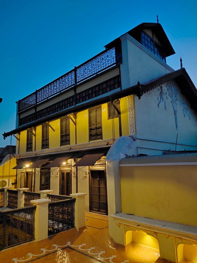 Deewanji Ni Haveli Bed & Breakfast Ahmedabad Exterior photo