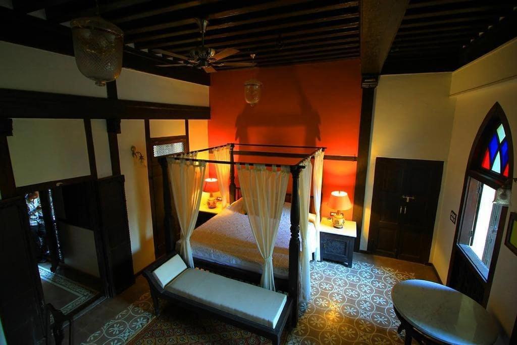 Deewanji Ni Haveli Bed & Breakfast Ahmedabad Exterior photo